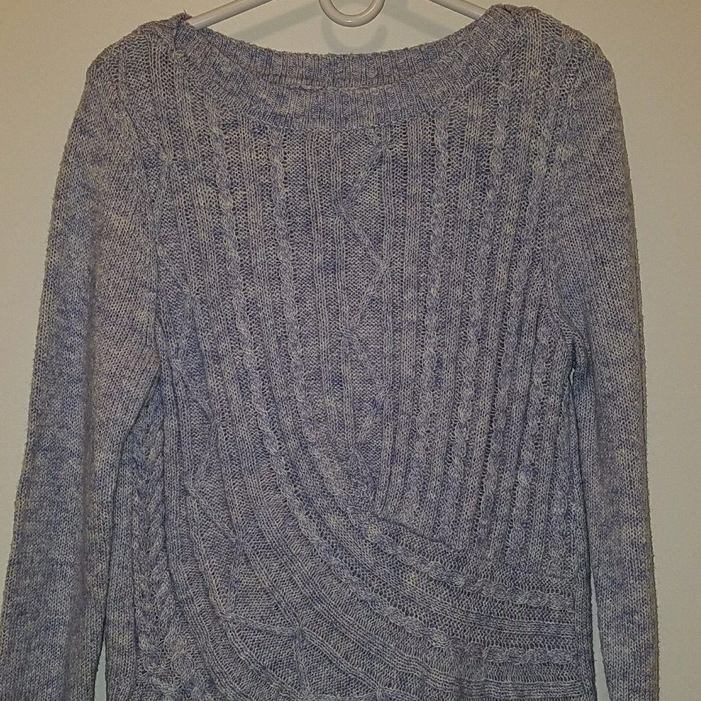 Scoop bottom sweater